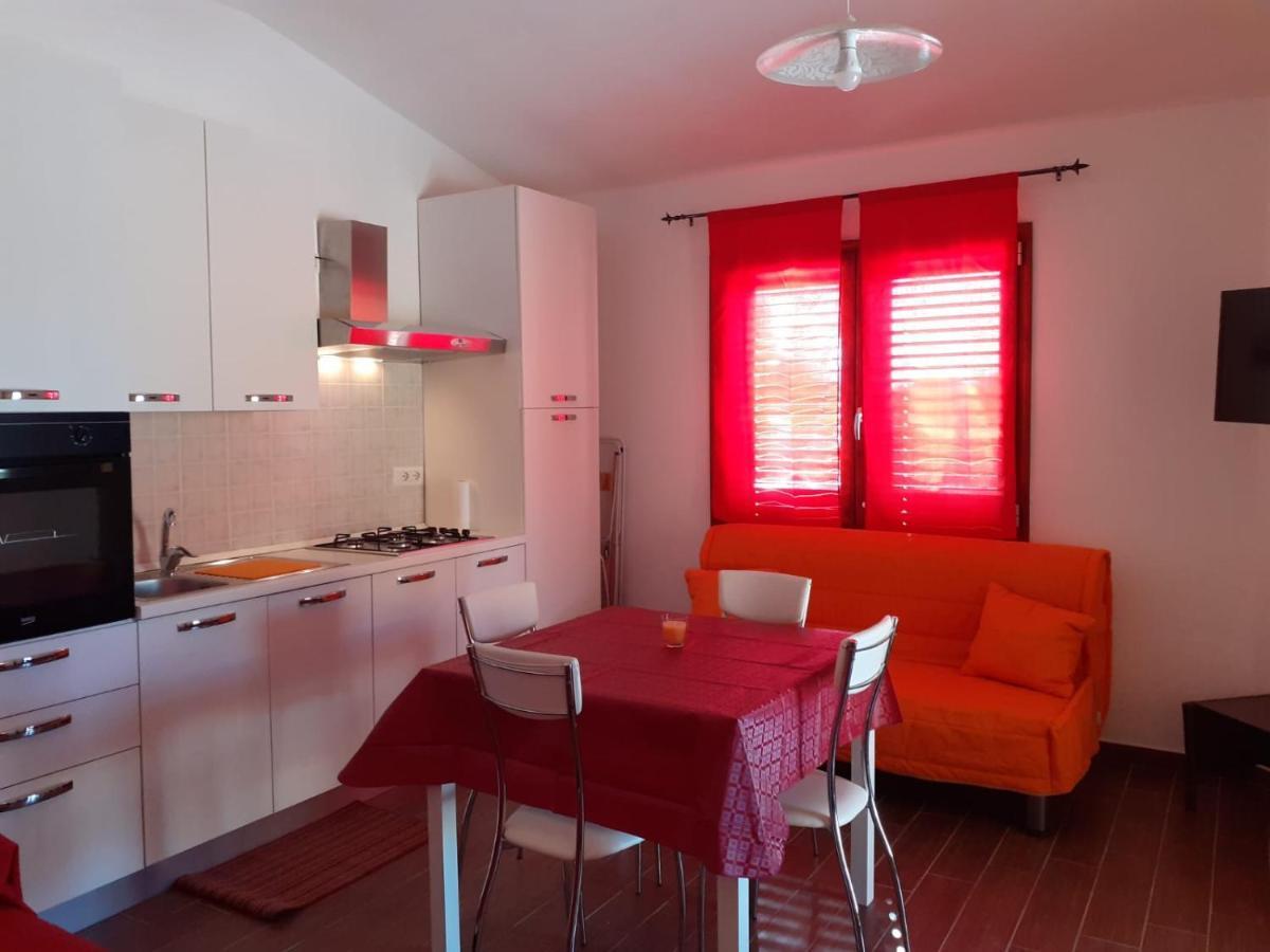 Sos Appentos 3 - Indipendente 4/6 Posti Letto Apartment Siniscola Exterior photo